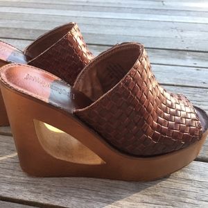 barela platform wedge